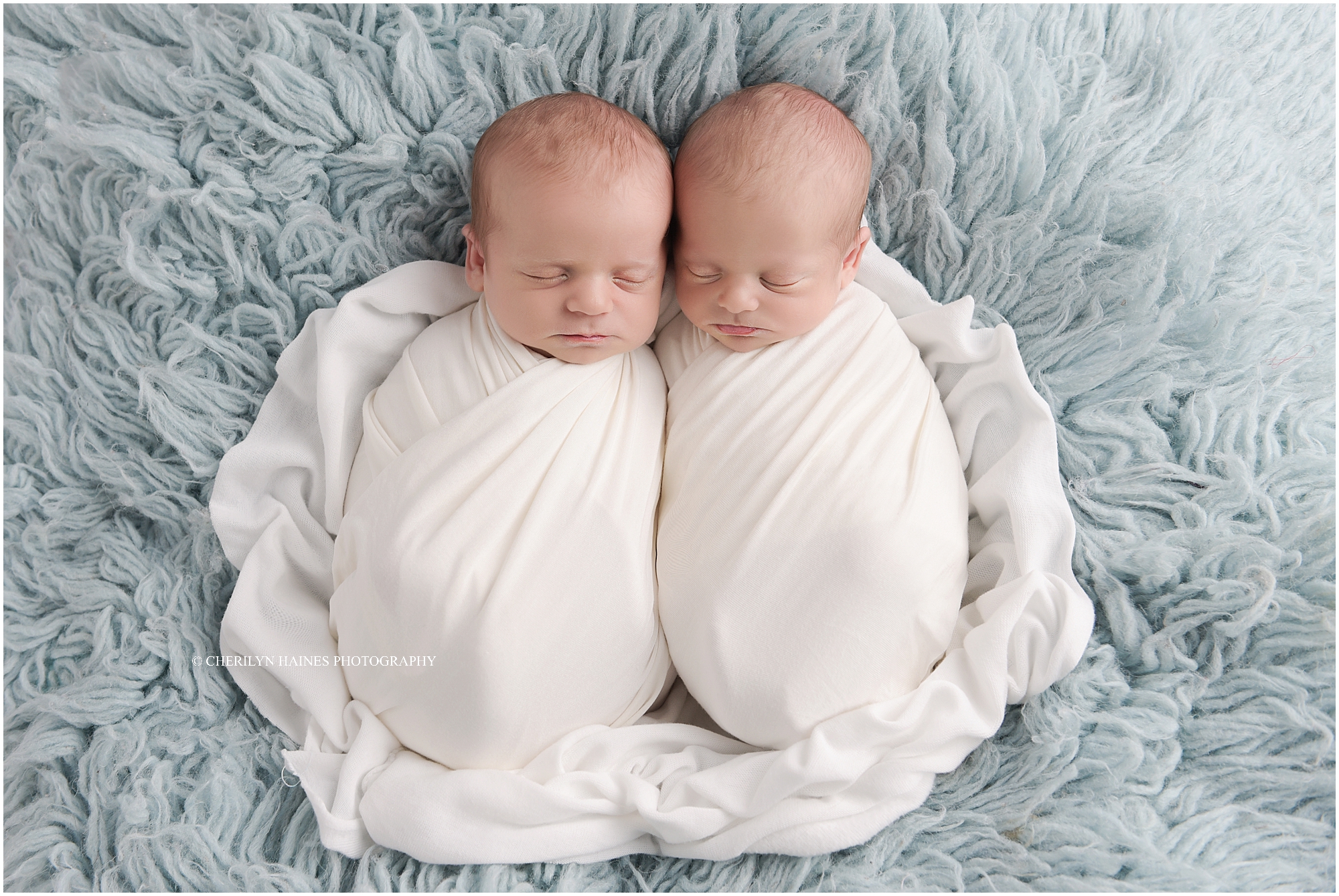 newborn-twins-session-in-hammond-la-01