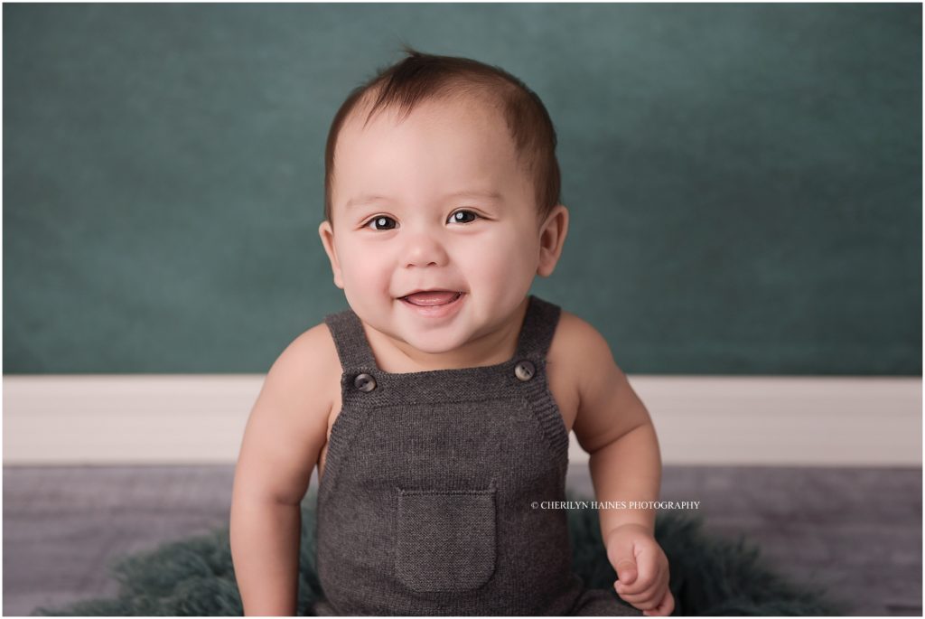 6 month old portraits photographed by cherilyn haines photography in baton rouge, louisiana